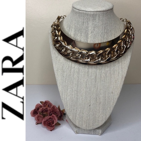 Zara Jewelry - LINKED. 🔑| Zara Statement necklace